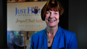 Karen The Super Trader: Bí Ẩn Đằng Sau 41 Triệu Đô Chỉ Trong 3 Năm